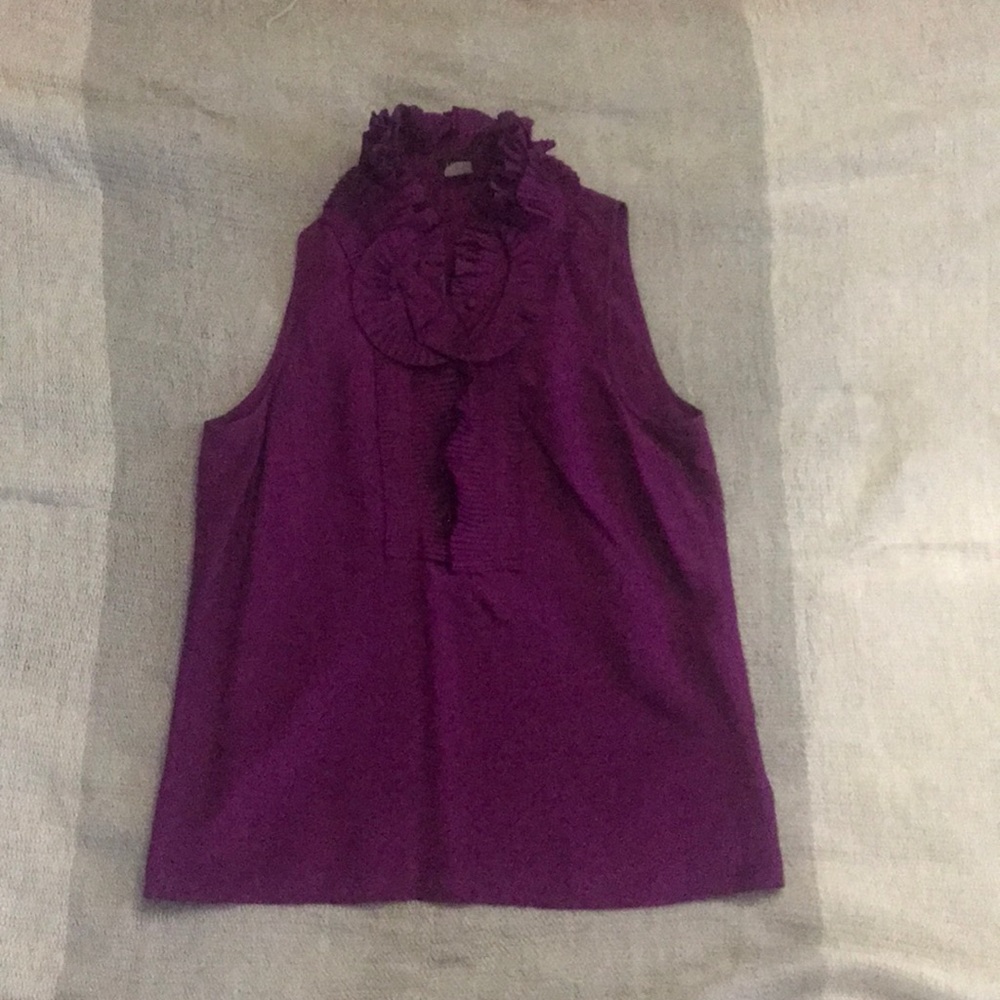 Sleeveless blouse